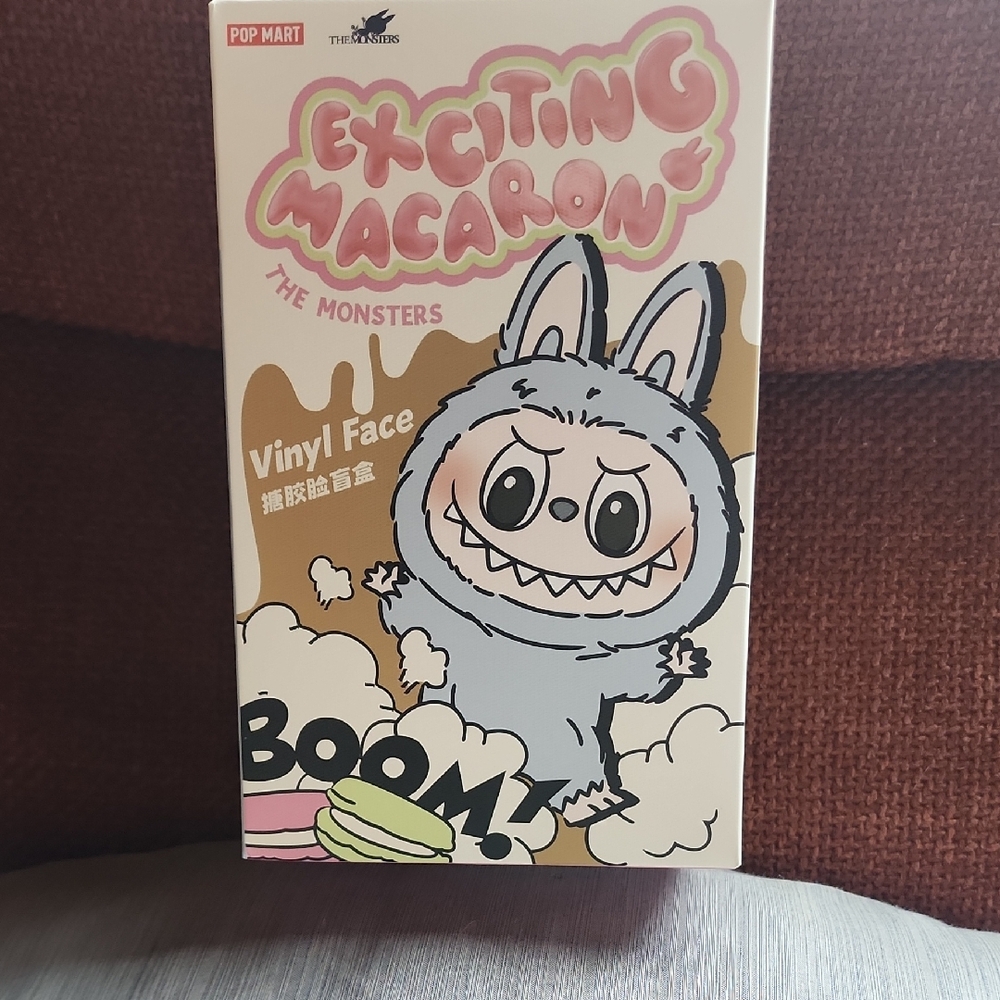 Exciting Macaron Vinyl Face Figure